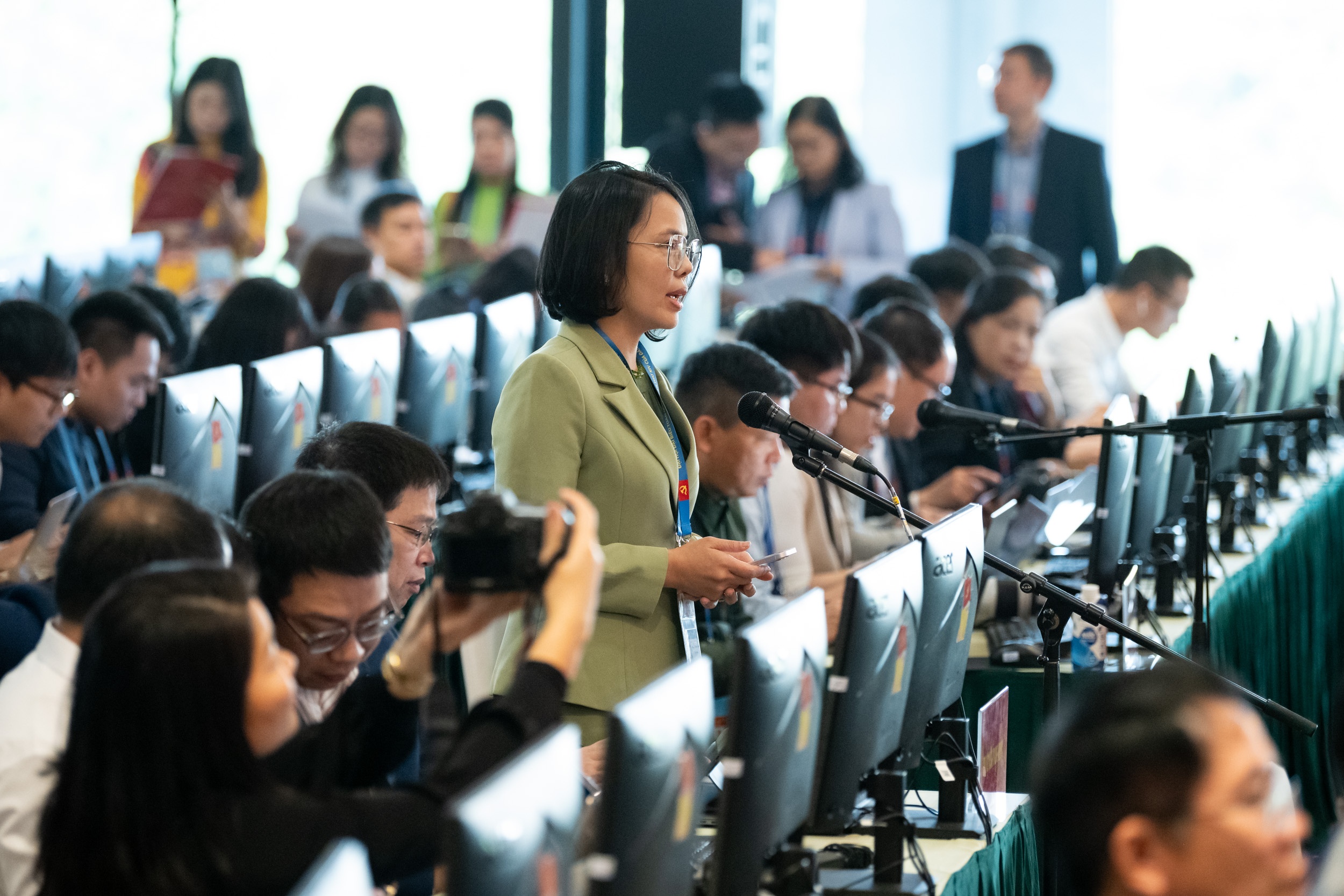 Dai hoi Dang XIV anh 9