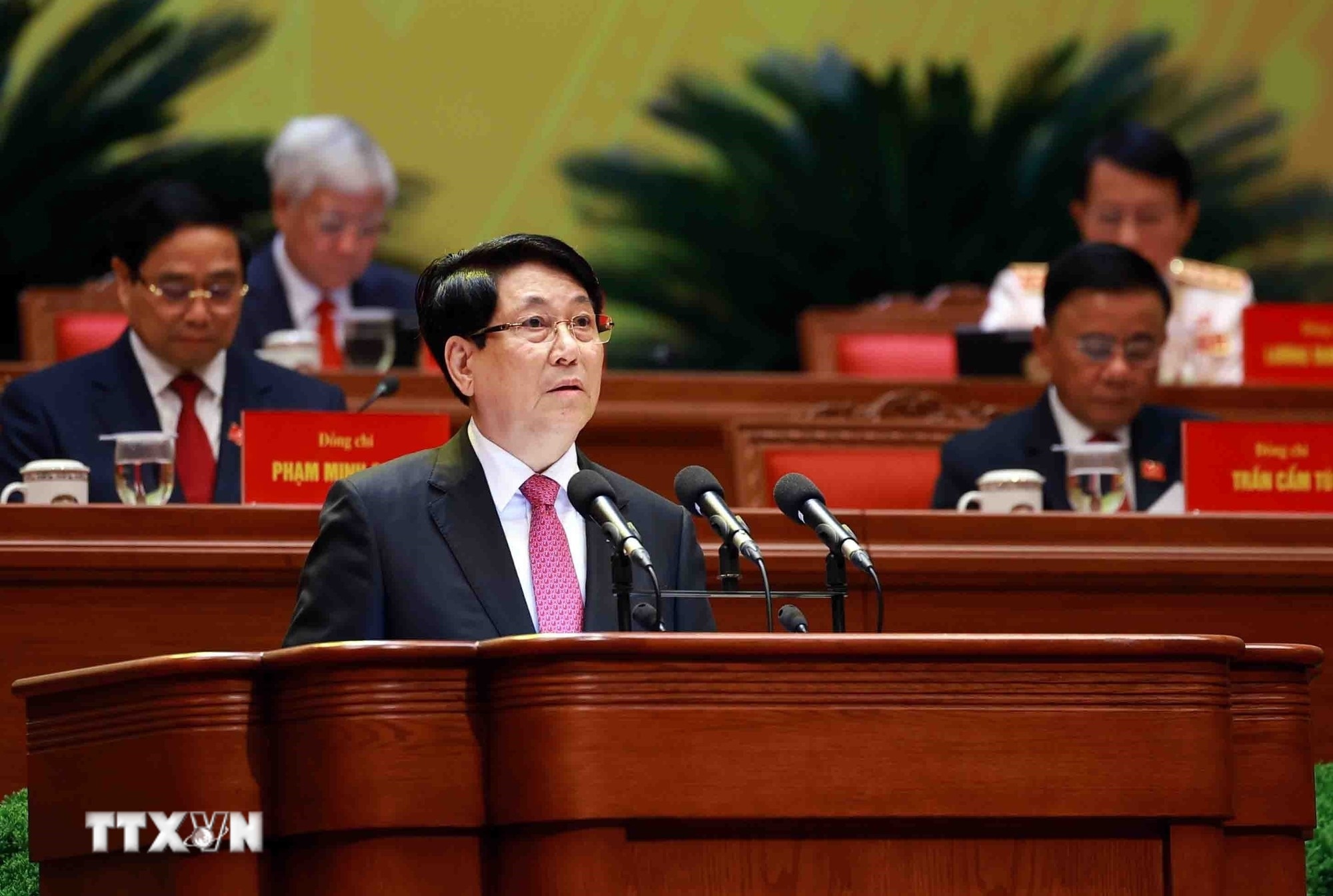 Dai hoi Dang XIV anh 5