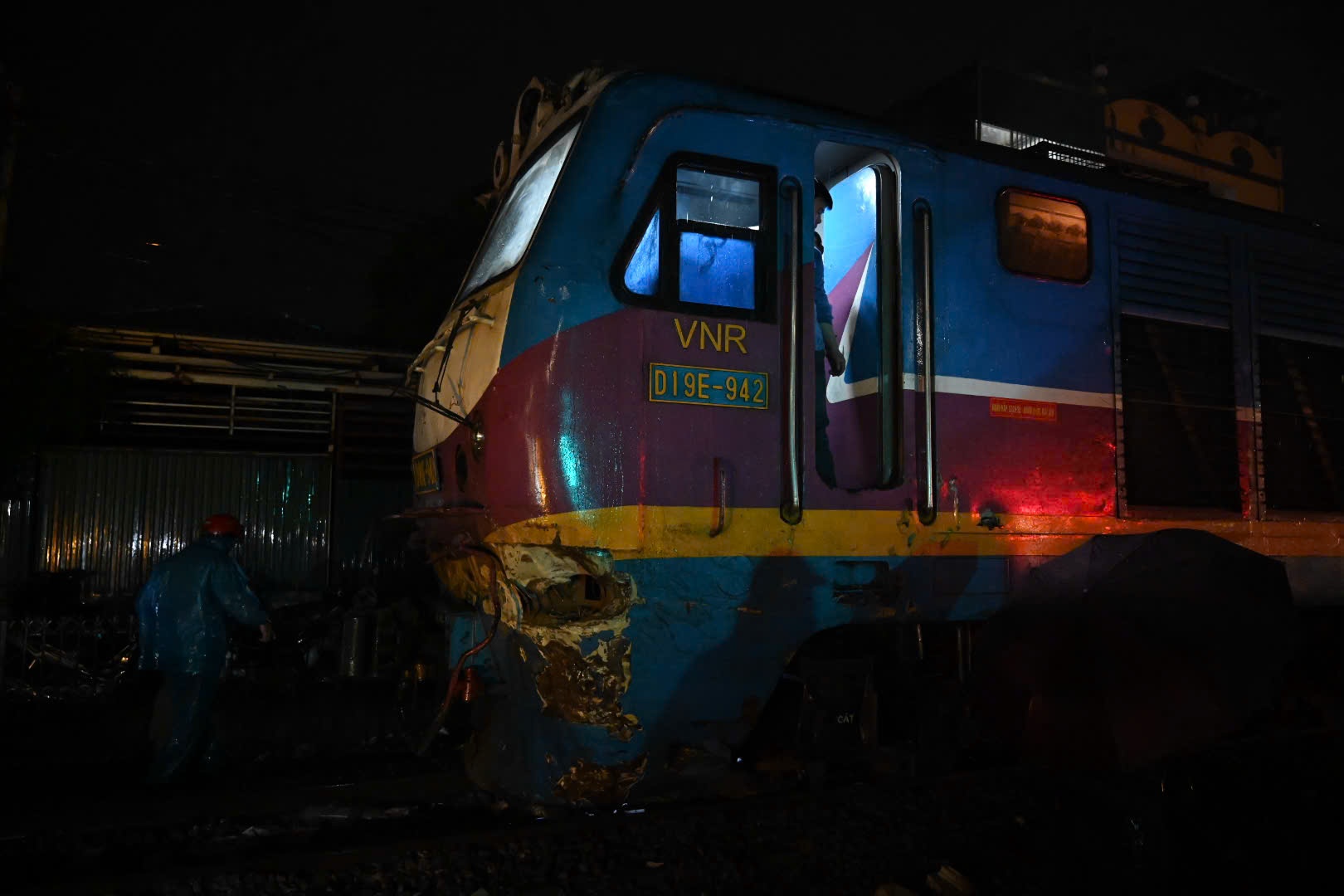 Va cham duong sat anh 2