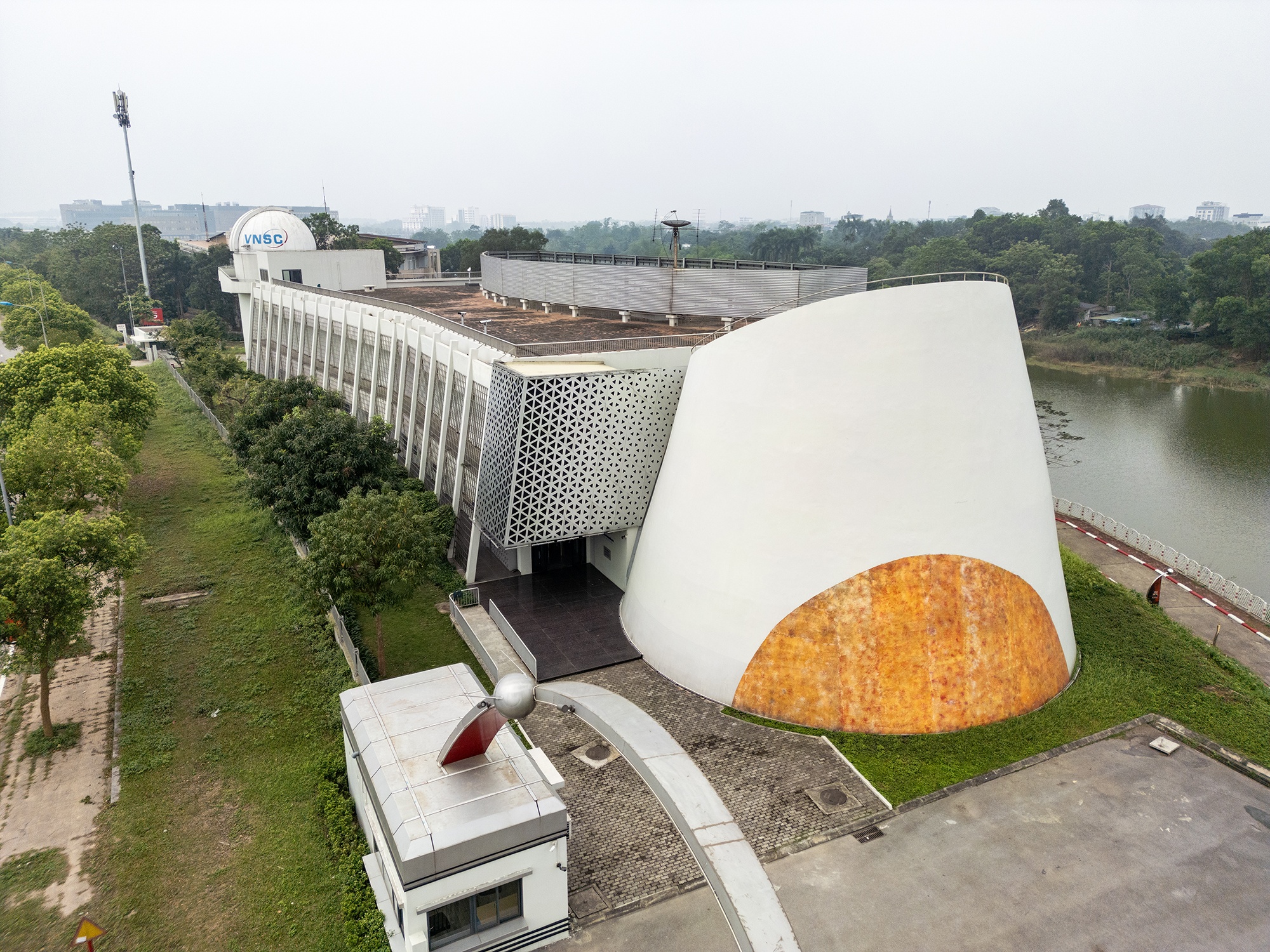 Bao tang vu tru anh 3