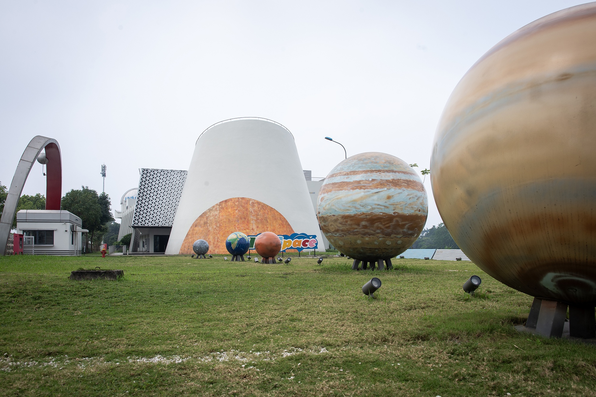 Bao tang vu tru anh 4