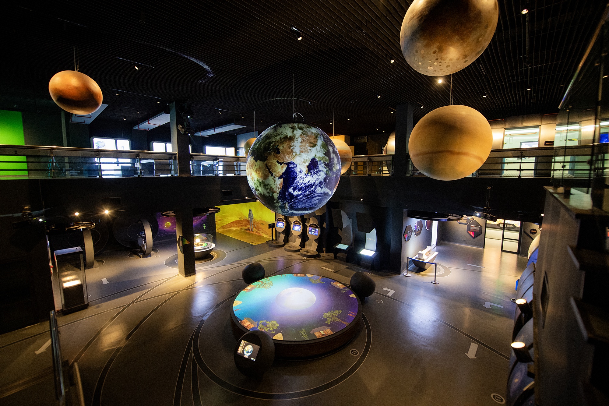 Bao tang vu tru anh 7