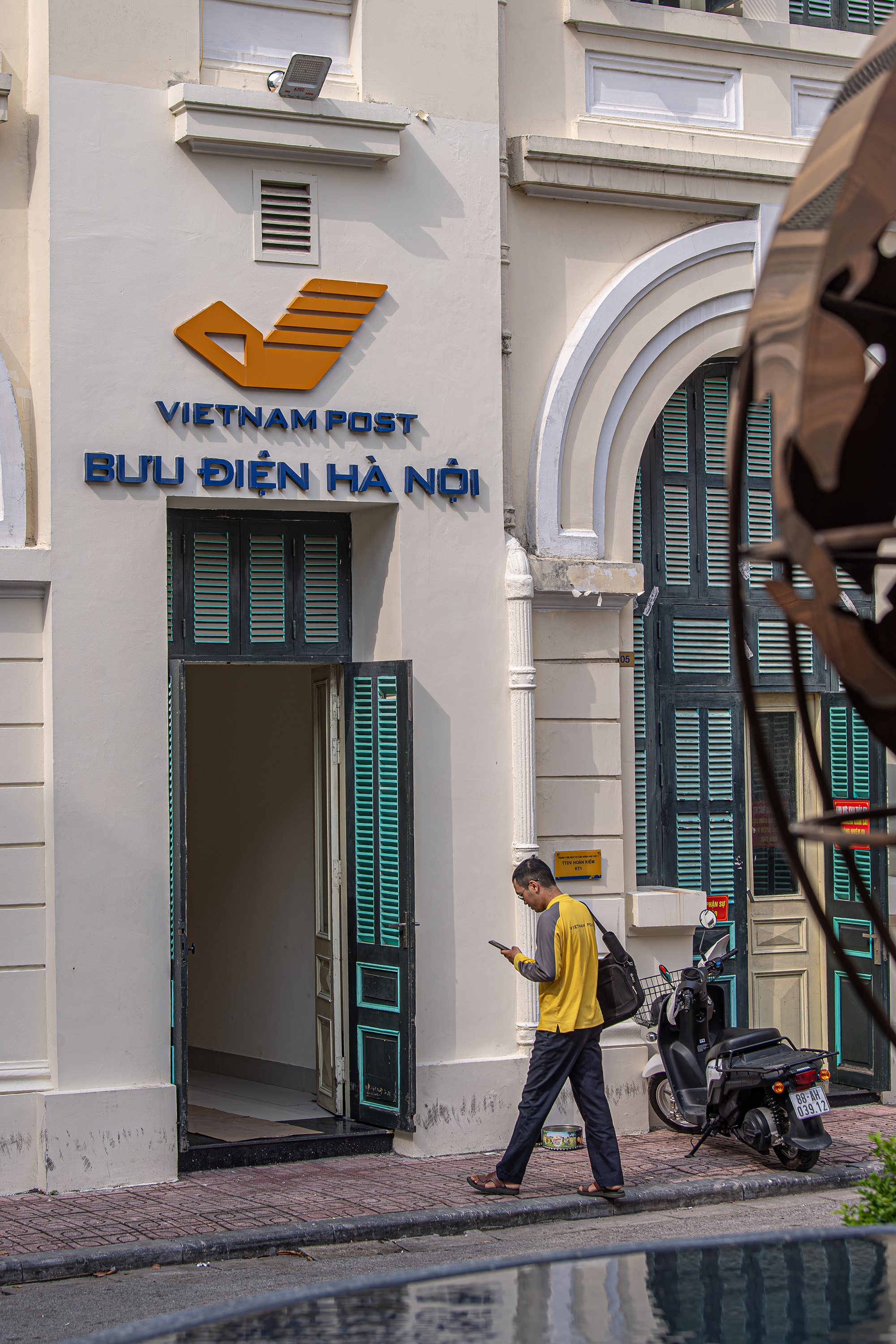 Bưu điện H&agrave; Nội ảnh 14
