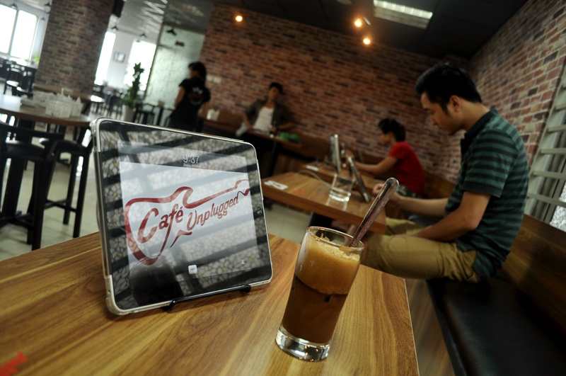 Quan ca phe nhac song ‘ngon bo re’ bat ngo cho sinh vien hinh anh