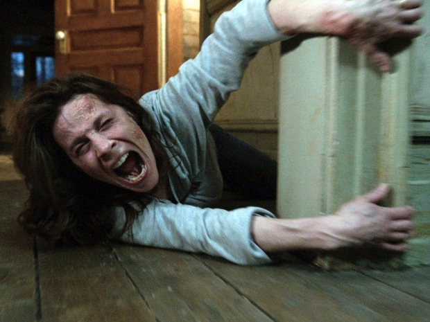 Ly do khien phim ma 'Am anh kinh hoang' gay sot fan Viet? hinh anh