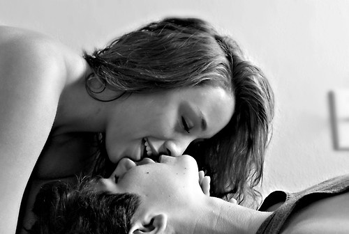 Uu phien cua chi em moi khi 'yeu' hinh anh