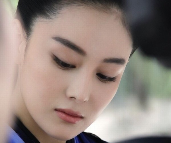 Ly Mac Sau gay ngo ngang vi dep lan at Tieu Long Nu hinh anh