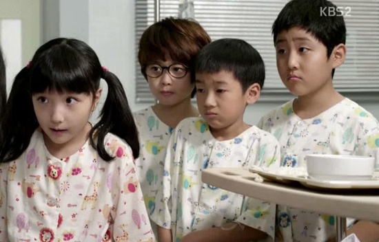 Nhung benh nhan nhi dang yeu cua 'Good Doctor' hinh anh