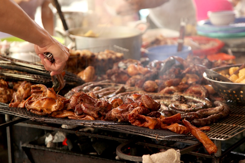 Quan bun dau, long nuong noi tieng khu Hoang Cau hinh anh