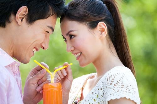 13 cach giu chan nguoi yeu cua co gai thong minh hinh anh