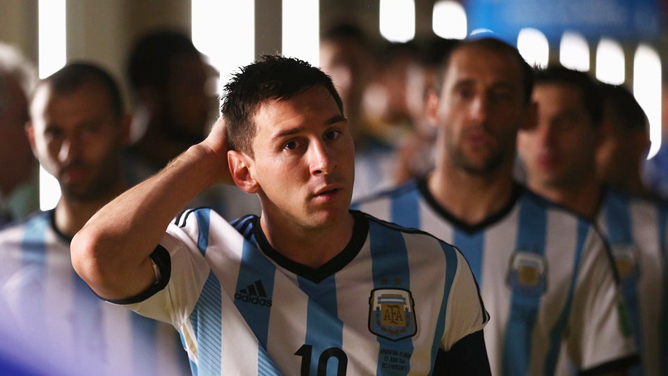 Se chang co cong bang cho Messi hinh anh