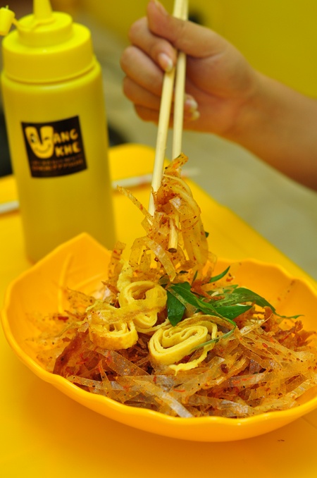 Bánh tráng trộn.