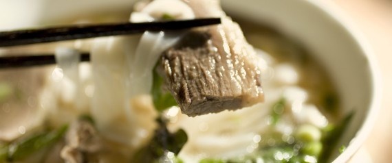 Bao My ban khoan cach phat am mon pho Viet Nam hinh anh