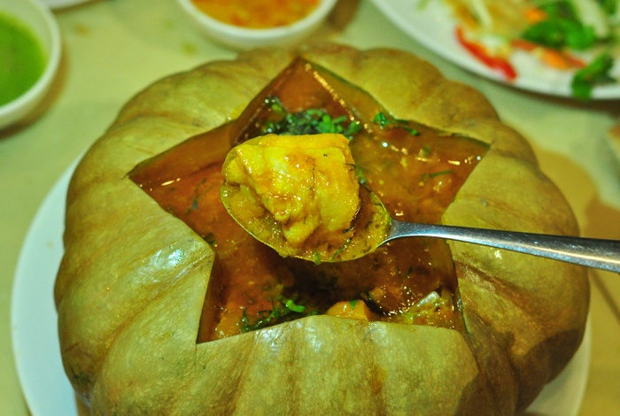 Quan ngon ly tuong cho bua tiec cuoi nam hinh anh