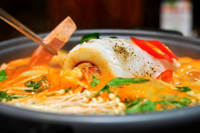 Lau muc banh gao ngon la o Cao Ba Quat hinh anh