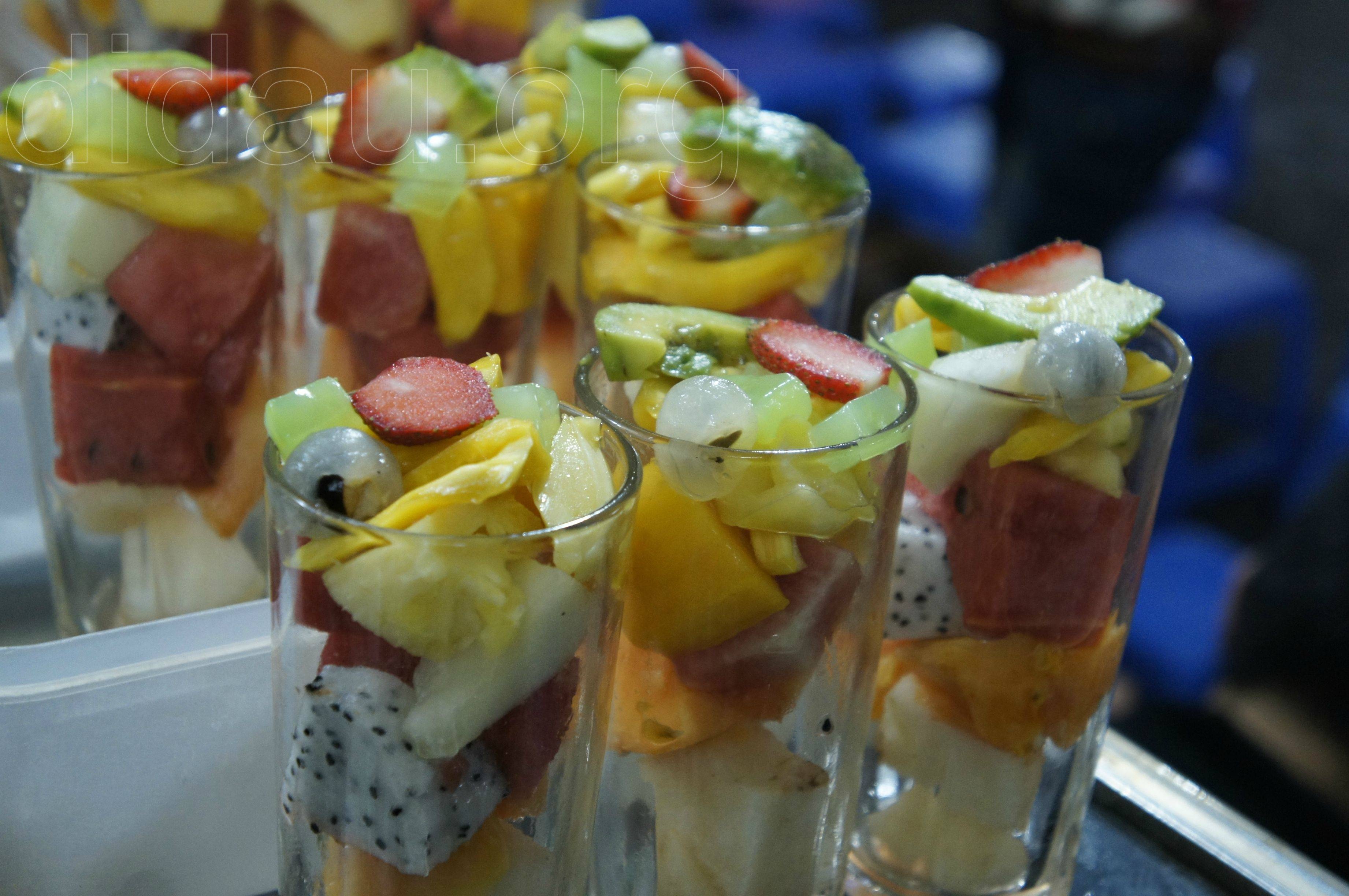 10 mon an gan lien voi ten pho Ha Noi hinh anh