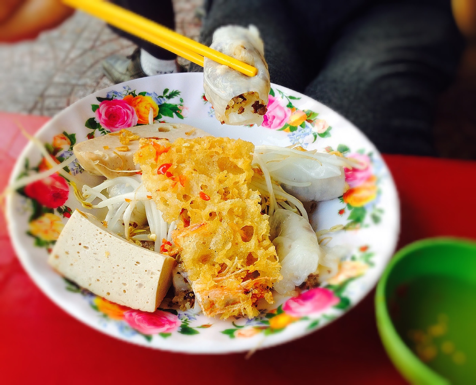 Nhung mon quen thuoc o ca Ha Noi va TP HCM hinh anh