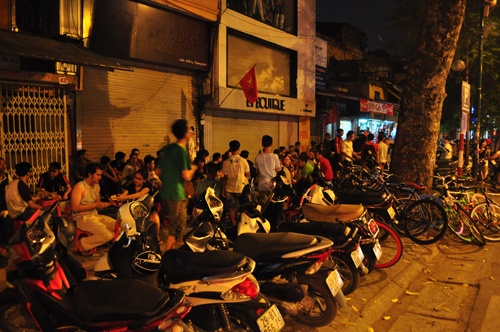 Quan xa Ha Noi dong duc sau ky nghi le hinh anh