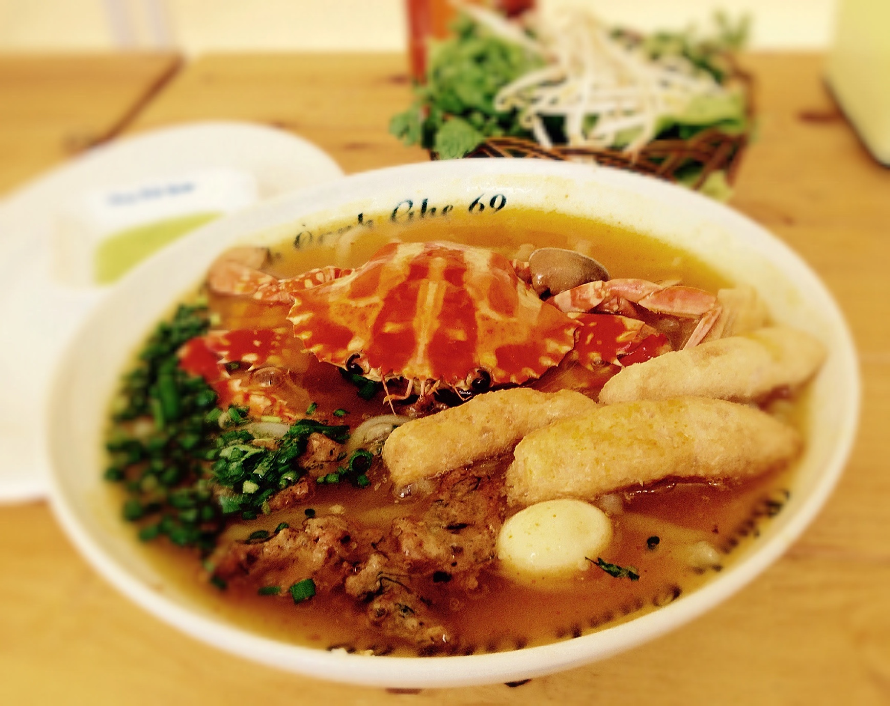 Banh canh ghe nguyen con khu O Cho Dua hinh anh