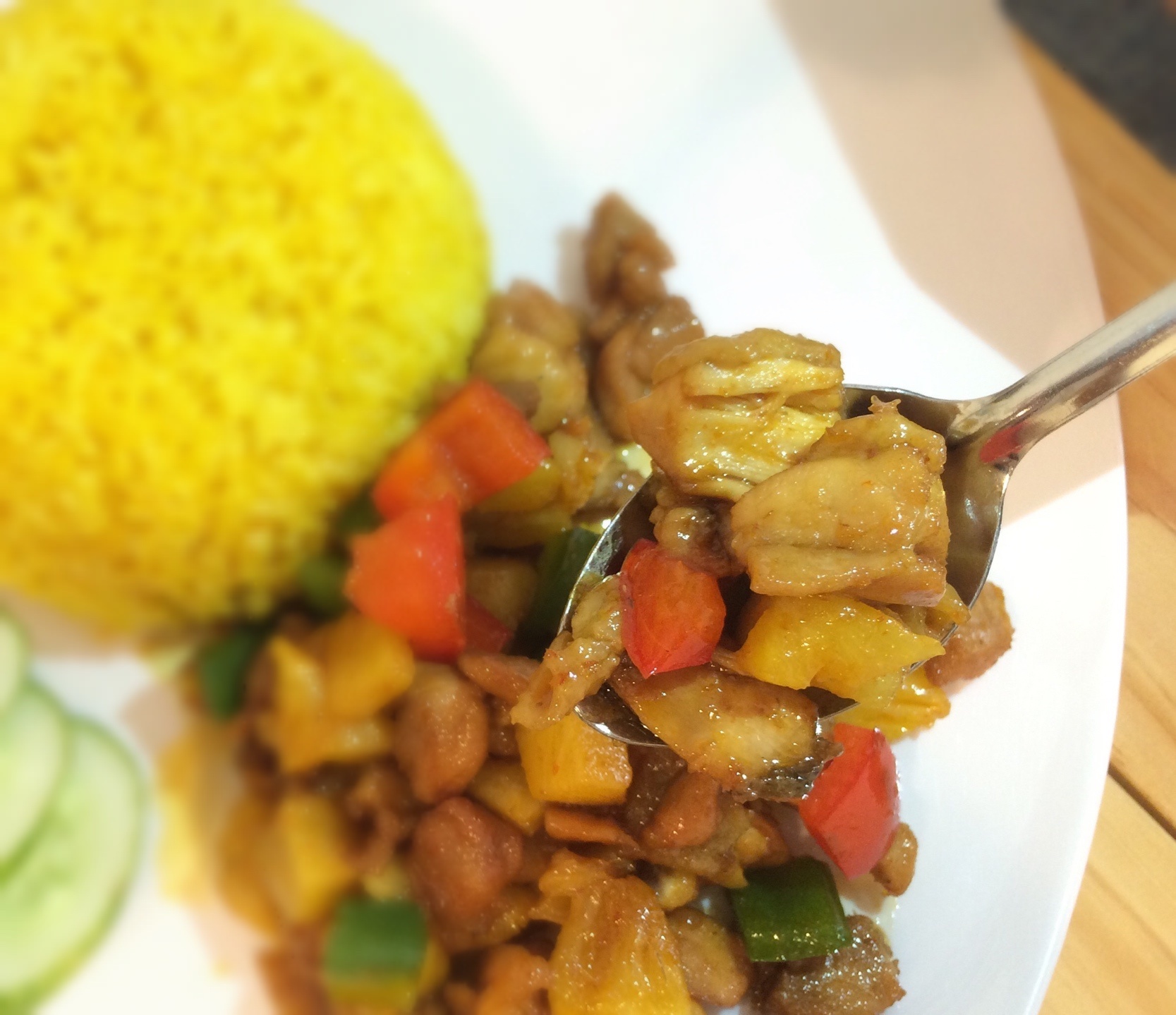 Quan nho xinh co nhieu mon com ga thu vi hinh anh