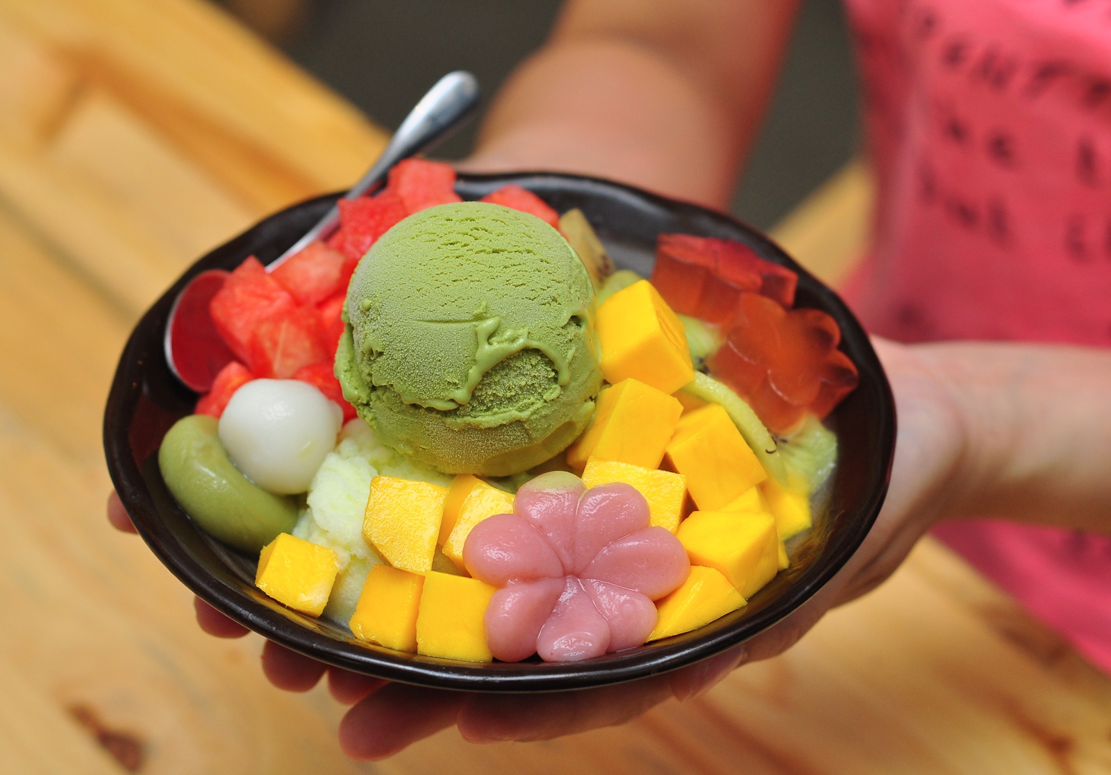 Quan kem phong cach cho nhom ban hao ngot hinh anh