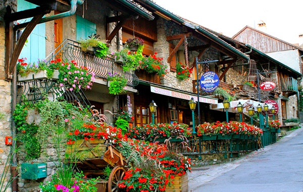 Với những trải nghiệm mộc mạc thế thôi nhưng cũng đủ làm tan biến đi hết những mệt mỏi, ưu phiền của cuộc sống thường ngày.