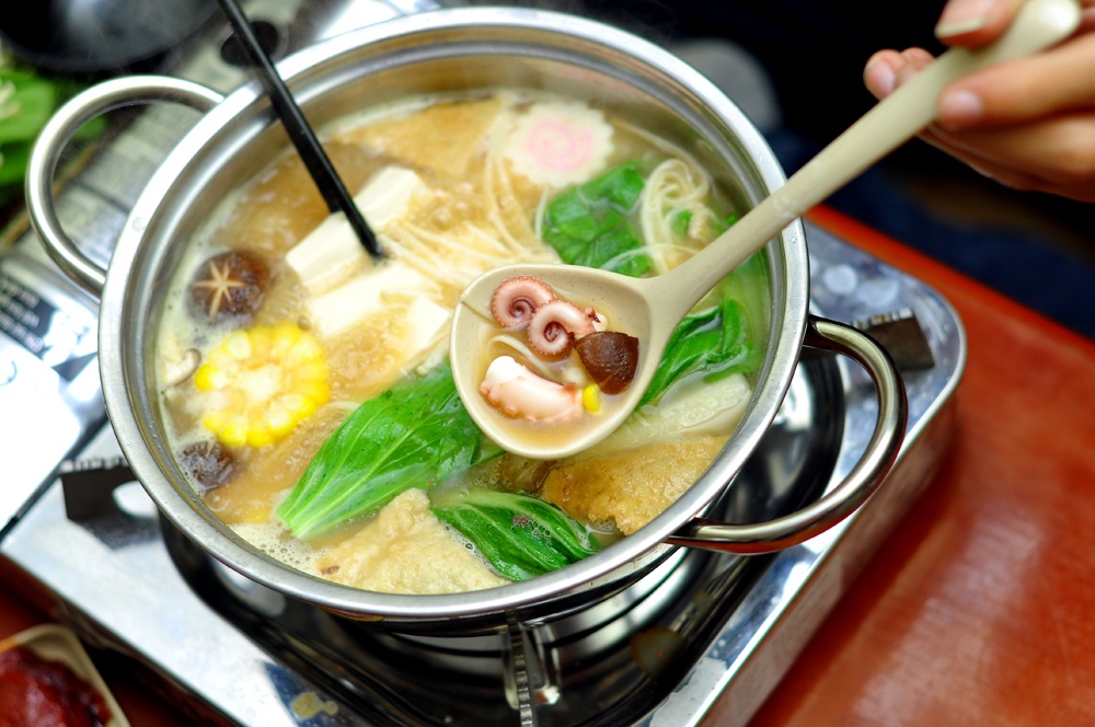 Don lanh bang lau kim chi va lau Miso gia binh dan hinh anh