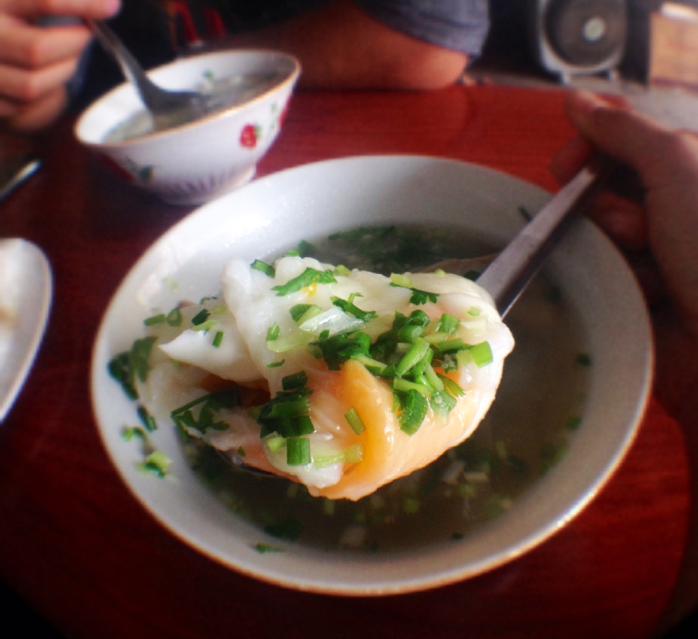 Banh cuon Cao Bang 25.000 dong dat hang khu Trung Kinh hinh anh