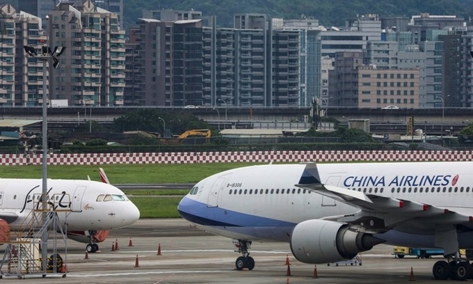 Dai Loan cach ly toan bo phi cong cua China Airlines hinh anh