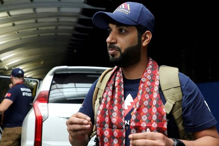 hoang tu Bahrain chinh phuc Everest anh 1