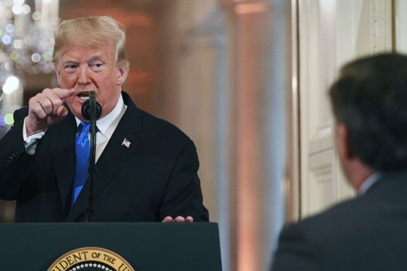 Chinh quyen Trump bi mat thu thap ho so phong vien CNN hinh anh