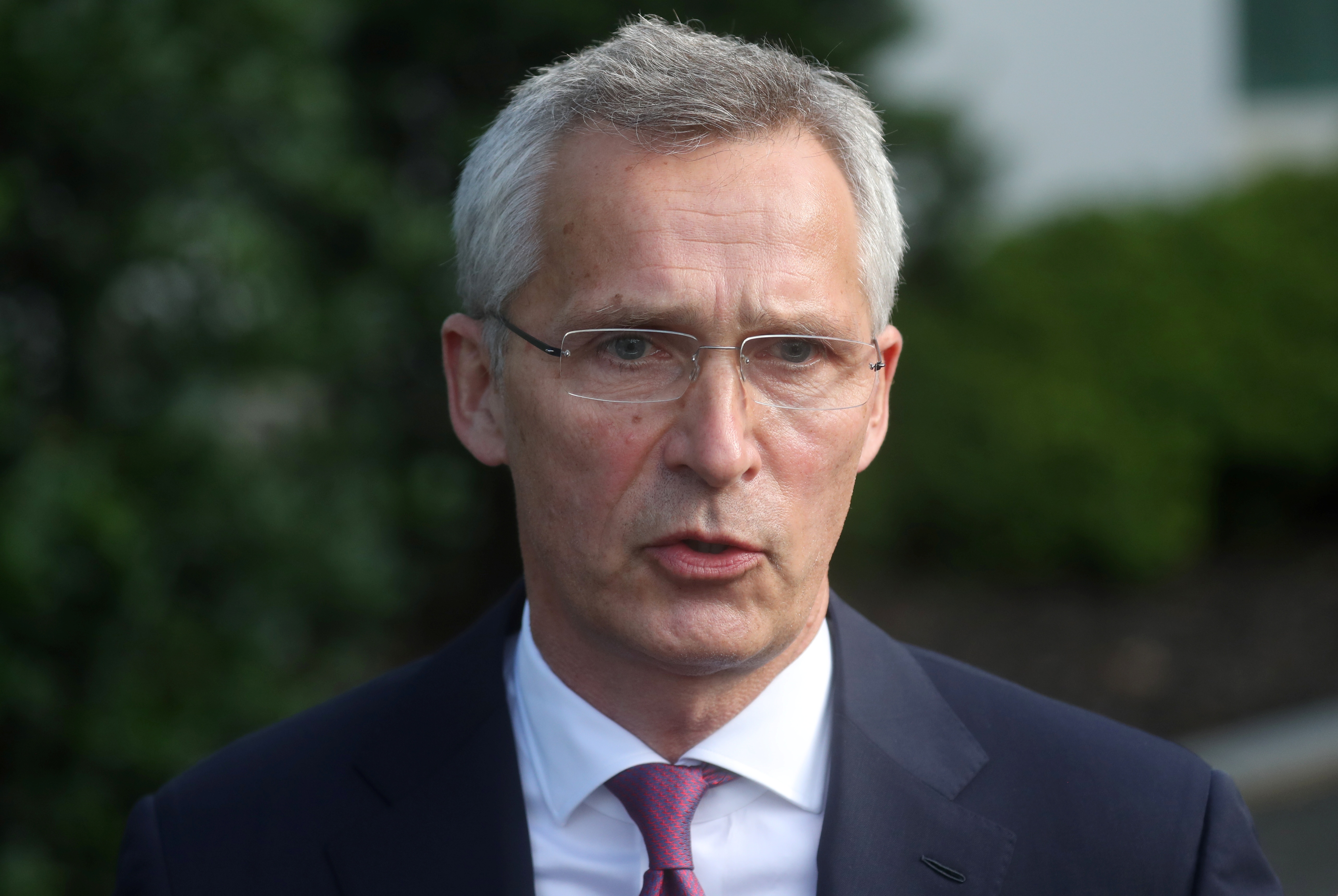 Tong thu ky NATO bay to lo ngai ve thach thuc den tu Trung Quoc hinh anh