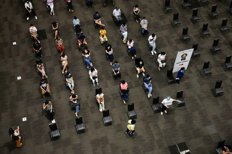 tiem chung o thai lan anh 1