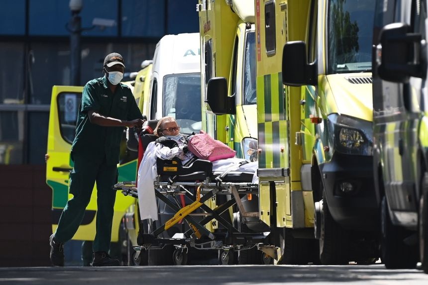 dich Covid-19 sang giai doan moi anh 1