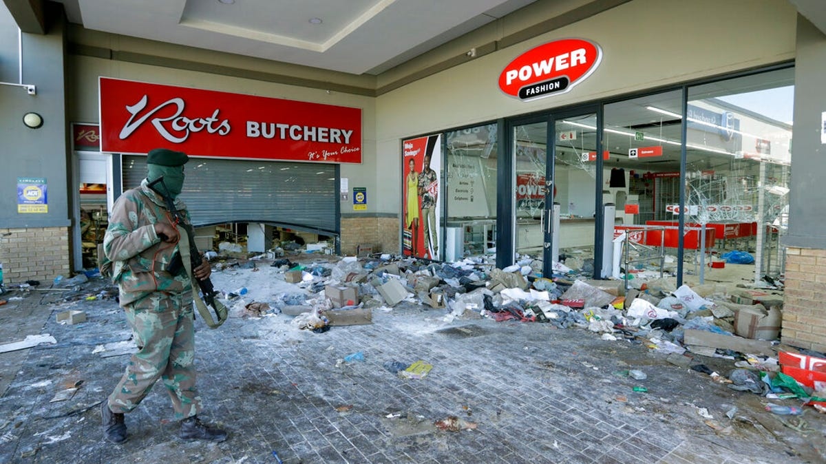 bieu tinh o Nam Phi anh 10