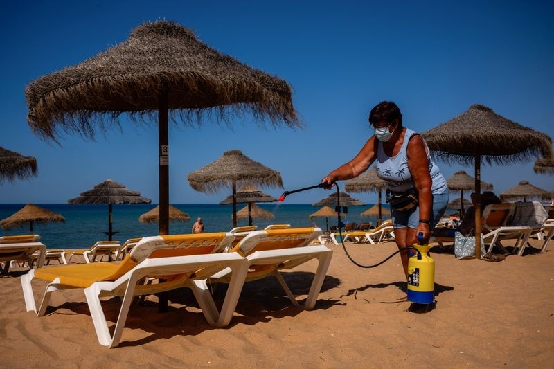 dich Covid-19 tai chau Au anh 3