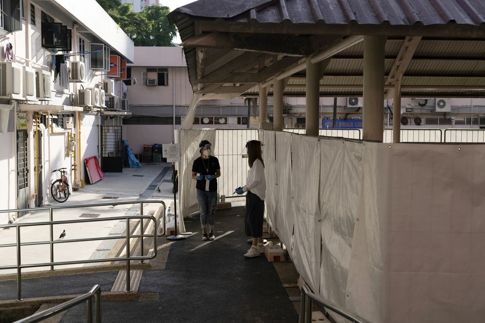 cuoc song moi cung Covid-19 tai Singapore anh 1