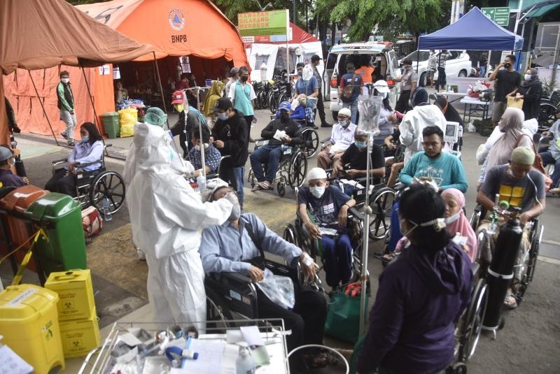 dich Covid-19 o Indonesia anh 1