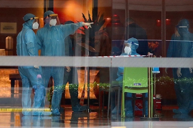 cach ly F1 tai nha anh 3