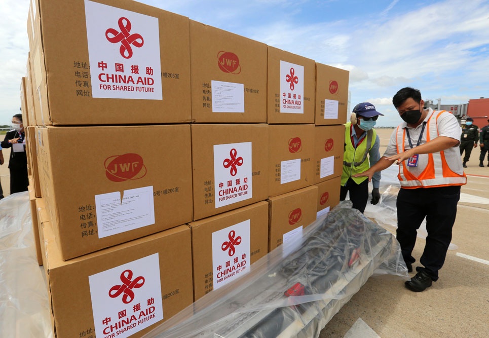 Campuchia nhan mot trieu lieu vaccine Sinovac hinh anh