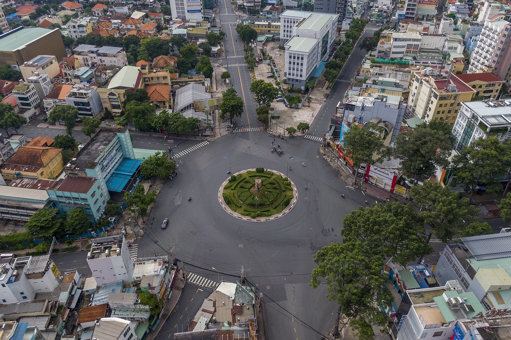 Viet Nam co the hoc gi tu Singapore trong qua trinh tai mo cua? hinh anh