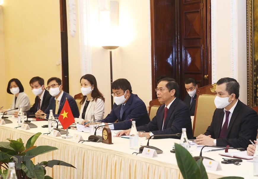 viet nam don bo truong ngoai giao trung quoc anh 6