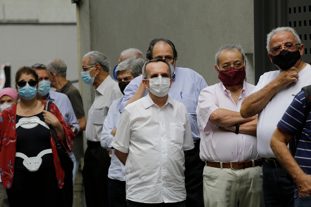 dich Covid-19 o Brazil anh 1