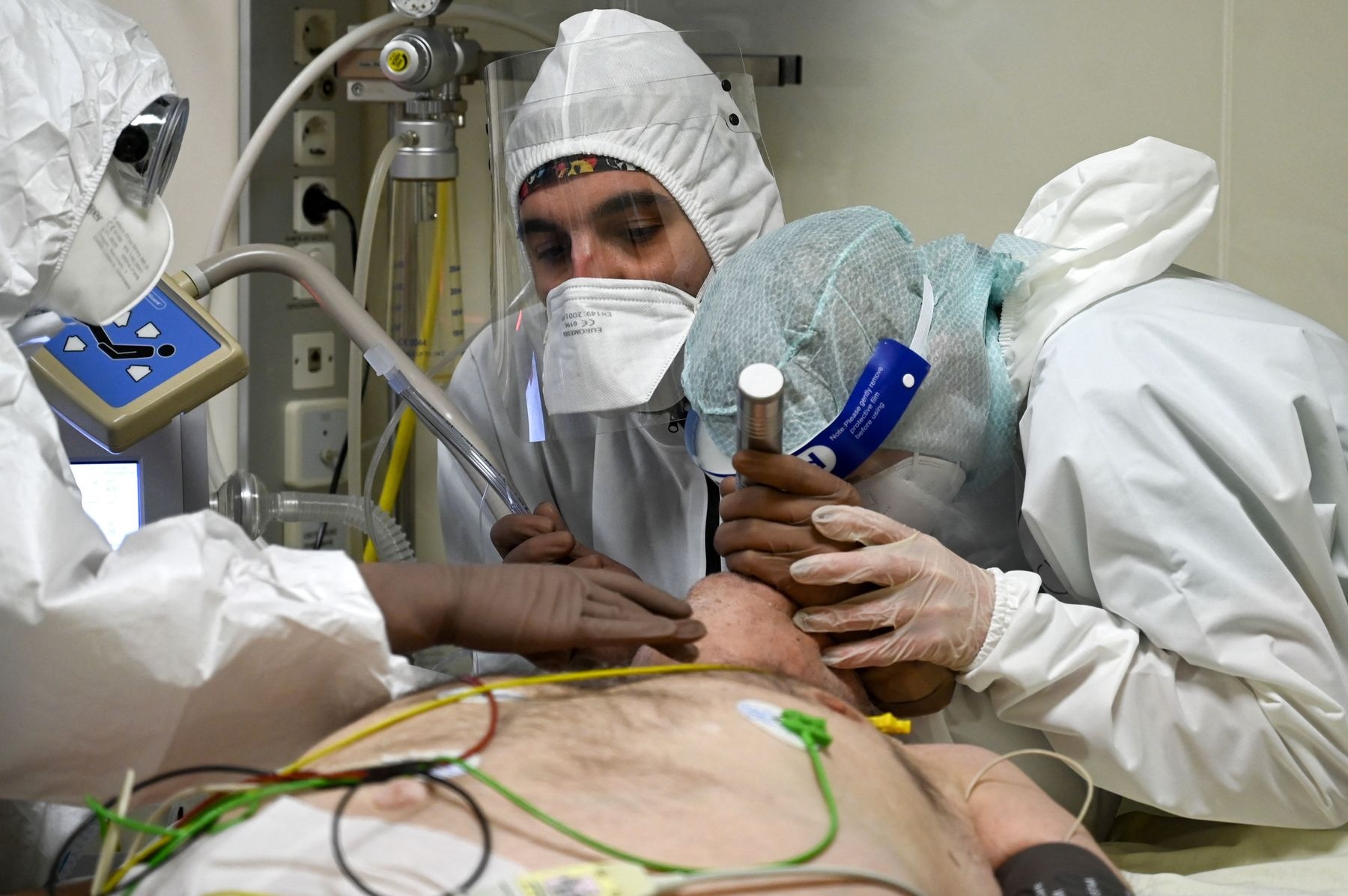 dai dich Covid-19 o chau Au anh 1