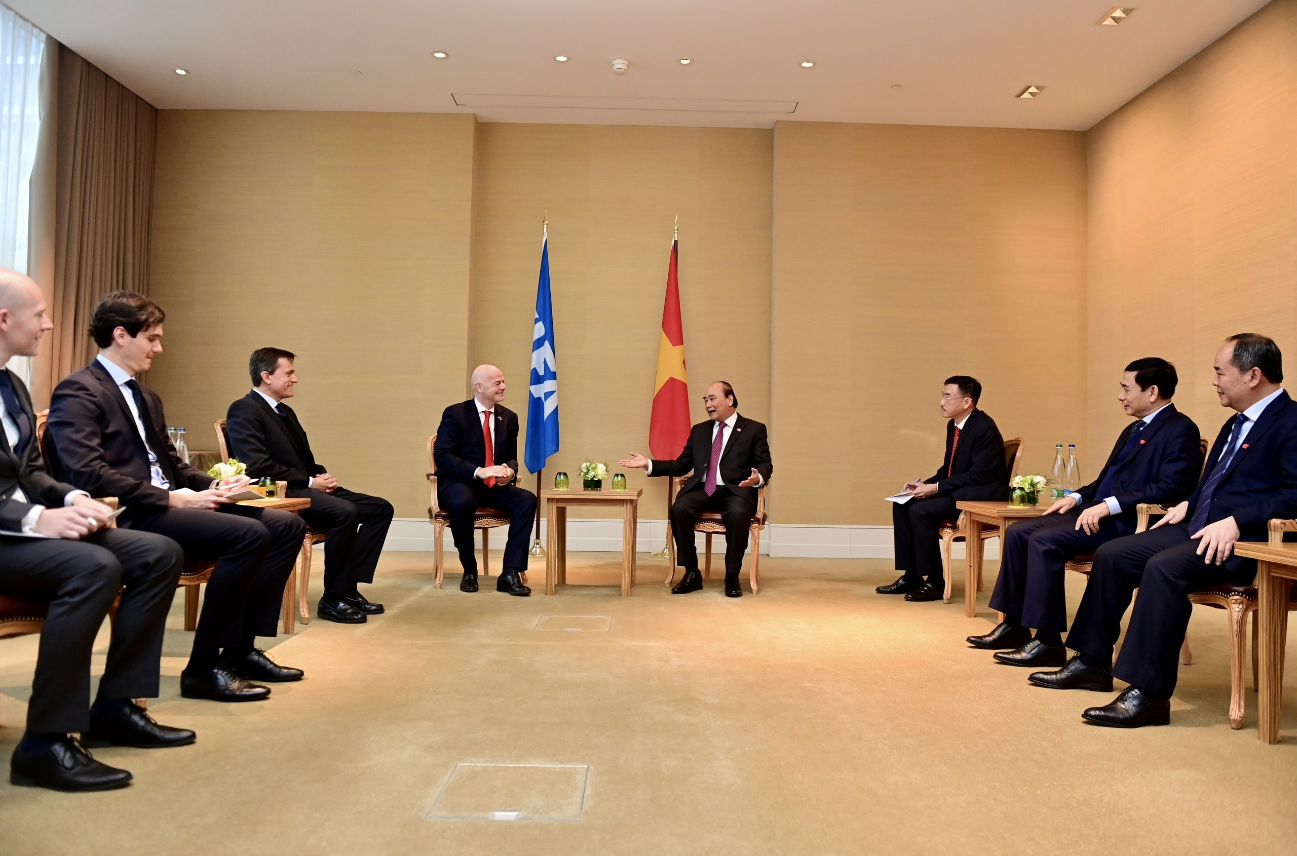 Chu tich nuoc gap chu tich FIFA anh 1