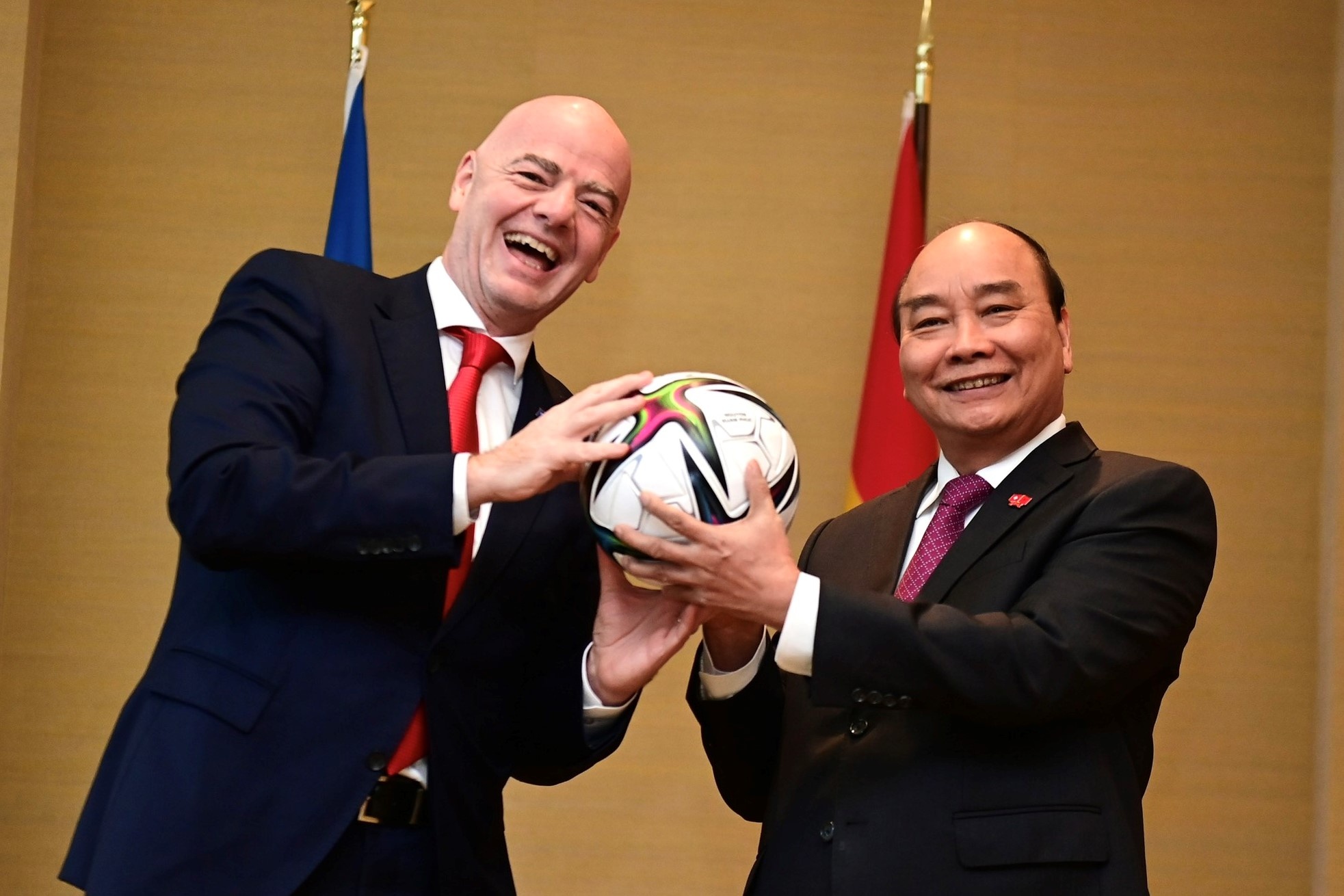 Chu tich FIFA: Toi muon thay doi tuyen Viet Nam tham gia World Cup hinh anh