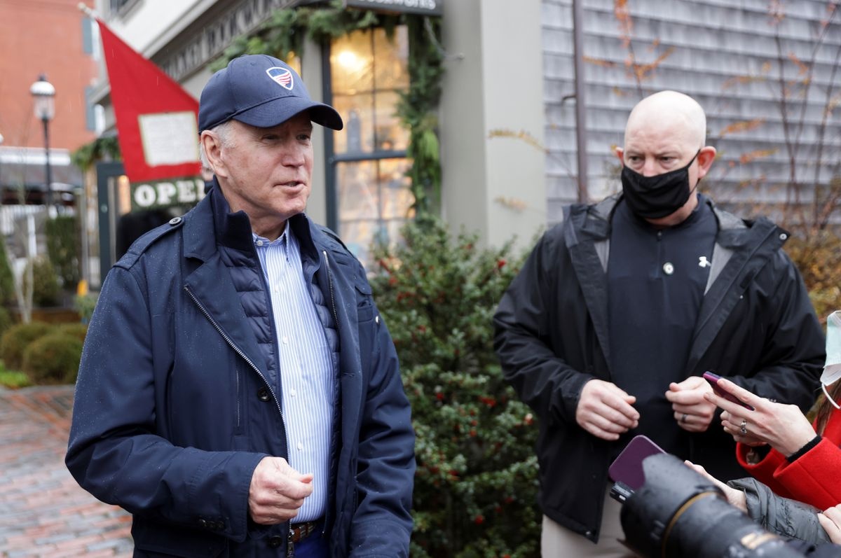 tong thong My keu goi cac nuoc vien tro them vaccine anh 1