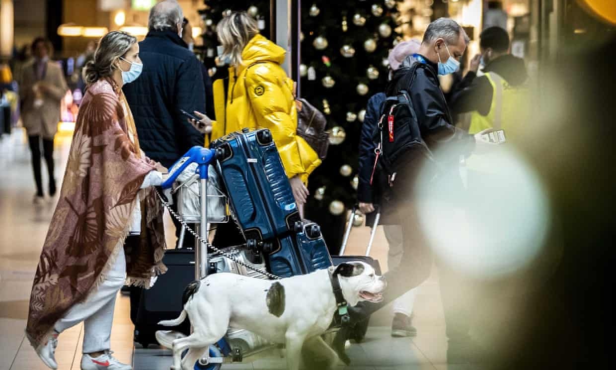 Bien chung Omicron xuat hien, the gioi lai chong dich nhu thuo ban dau hinh anh