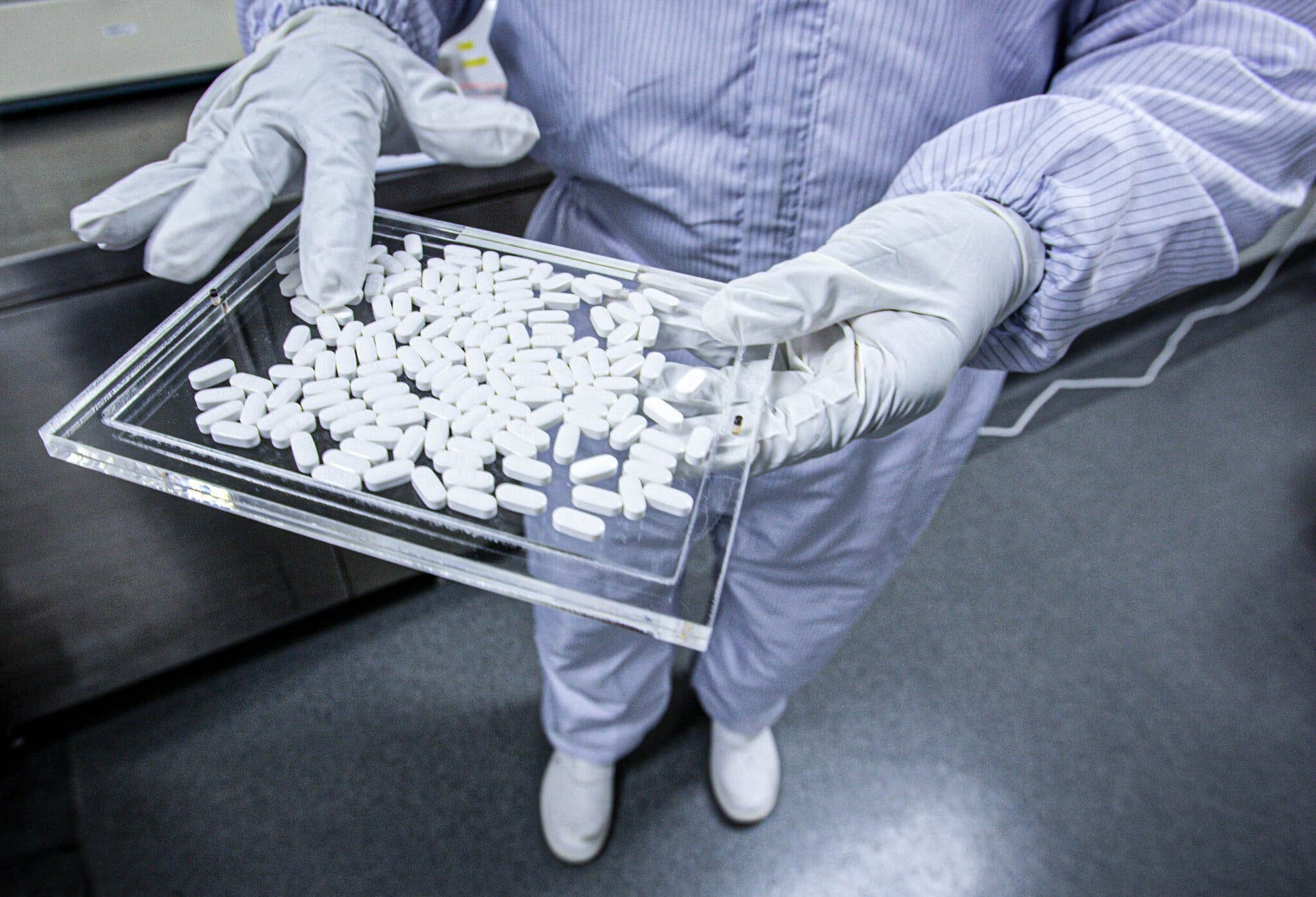 phuong phap dieu tri benh nhan covid-19 anh 8