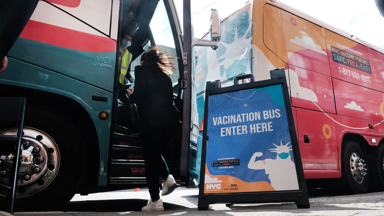 dich Covid-19 o my anh 2